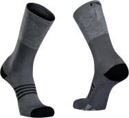 Zimní cyklistické ponožky Northwave Extreme Pro High Sock - black